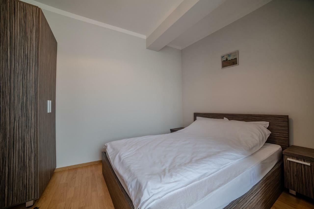 Elis Residence คลูจ-นาโปกา ภายนอก รูปภาพ